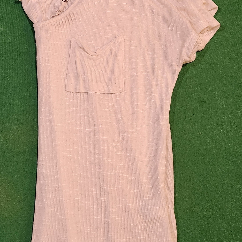 🧡3 for $20 / SO White Short Sleeve Top